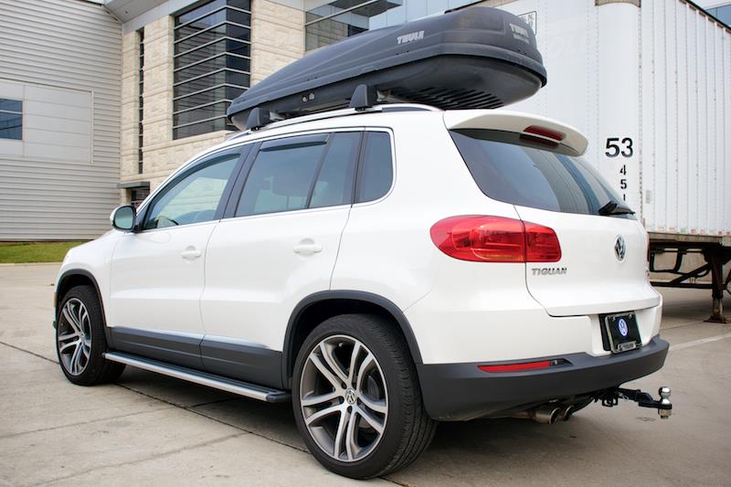 2017 Volkswagen Tiguan Side Steps Brushed Aluminum Finish